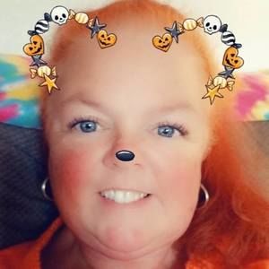 Meet your Posher, Deborah